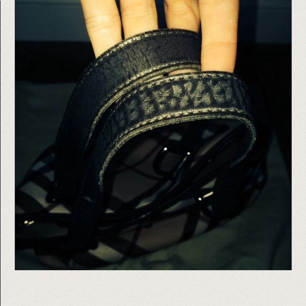 Burberry handbag - Picture 9 of 9